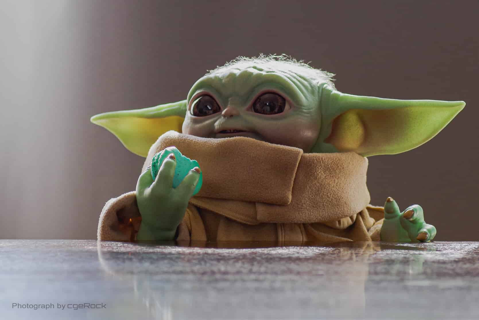 Hot Toys Share The Child (Grogu) Life-Size Figure Final Product Photos ...